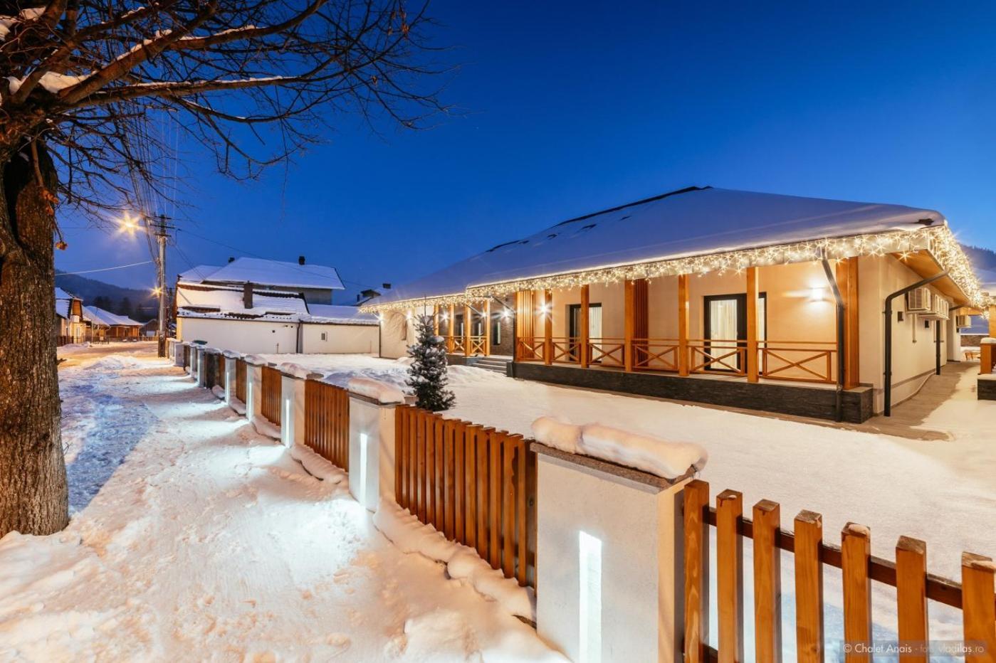 Anais Chalet Câmpulung Moldovenesc Exterior foto